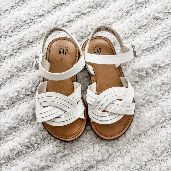 GAP Toddler Girl’s White Woven Stappy Sandal - Size 7 - Picture 4 of 4